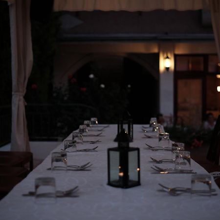 Hotel Kleopatra Улцинь Екстер'єр фото