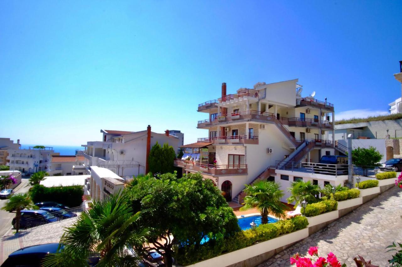 Hotel Kleopatra Улцинь Екстер'єр фото